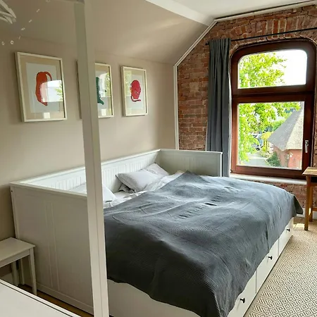 Charming Near The Wadden Sea בית נופש *